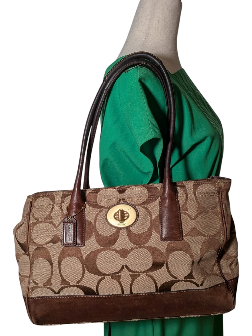 Coach Signature C Tote Style Purse